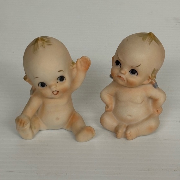 Vintage KEWPIE 3β Bisque Dolls | Set of TWO | Waving and Sad Sitting Dolls EUC - Picture 2 of 16